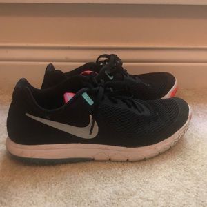 Black Nike Sneakers